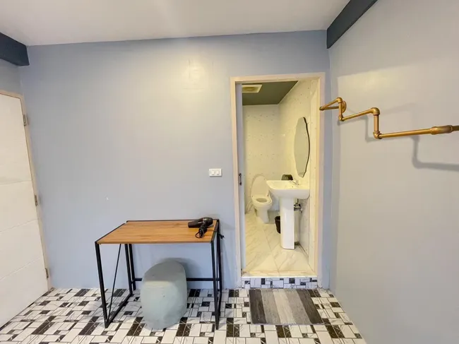 Image 16